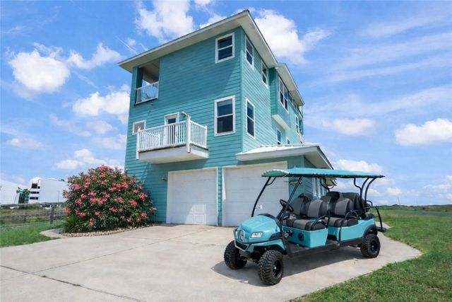 134 Mustang Island Estates Dr, Port Aransas, TX 78373