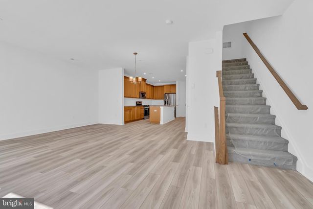 8102 DONATELLO DR, Princeton, NJ 08540