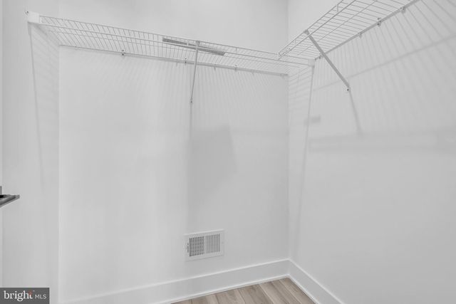 8102 DONATELLO DR, Princeton, NJ 08540