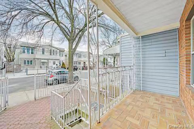 8848 77th Street, Woodhaven, NY 11421