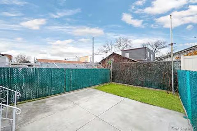 8848 77th Street, Woodhaven, NY 11421