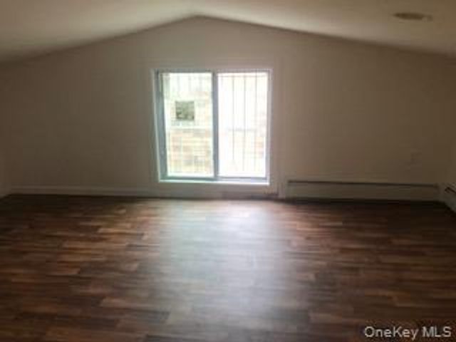 8848 77th Street, Woodhaven, NY 11421
