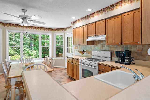 5 MARY JOE CT, Ocean View, DE 19970