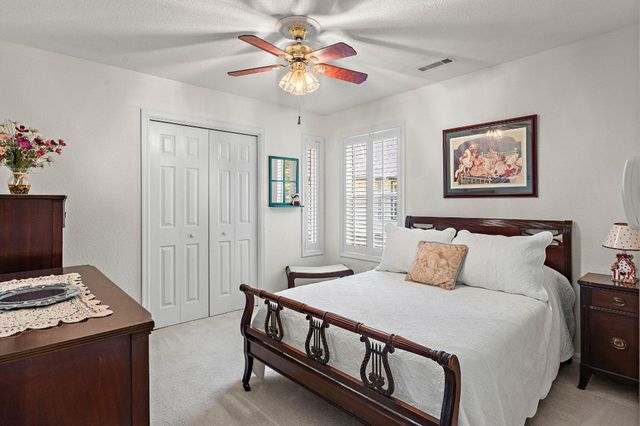 5 MARY JOE CT, Ocean View, DE 19970
