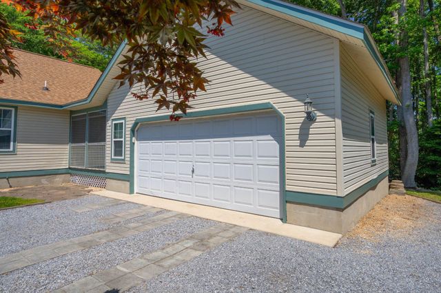 5 MARY JOE CT, Ocean View, DE 19970