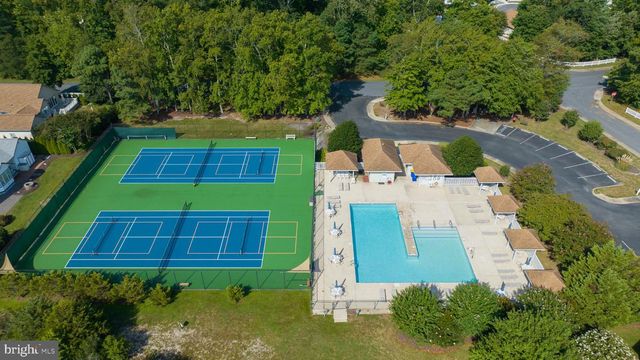 5 MARY JOE CT, Ocean View, DE 19970