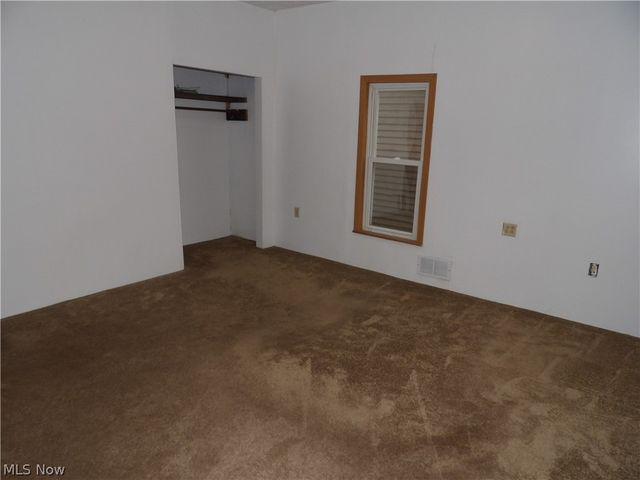 624 Grant Avenue, Martins Ferry, OH 43935