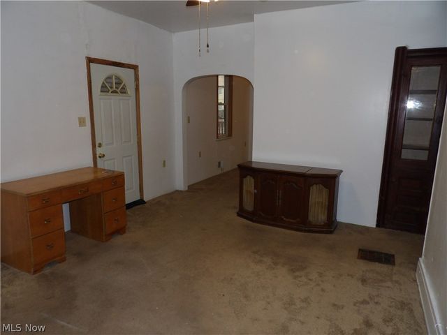 624 Grant Avenue, Martins Ferry, OH 43935