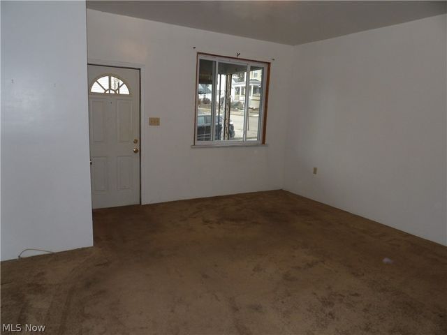 624 Grant Avenue, Martins Ferry, OH 43935