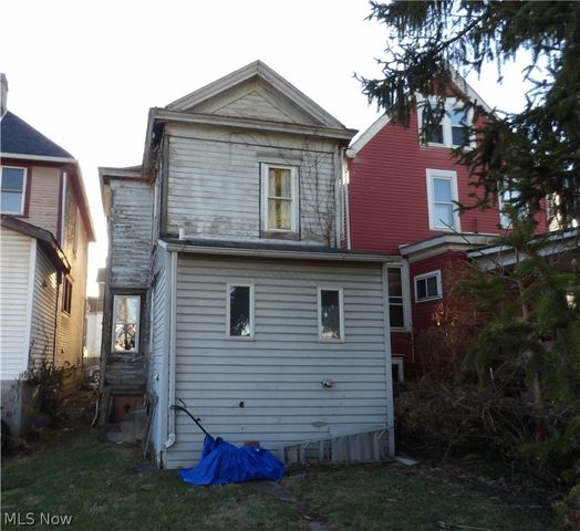 624 Grant Avenue, Martins Ferry, OH 43935