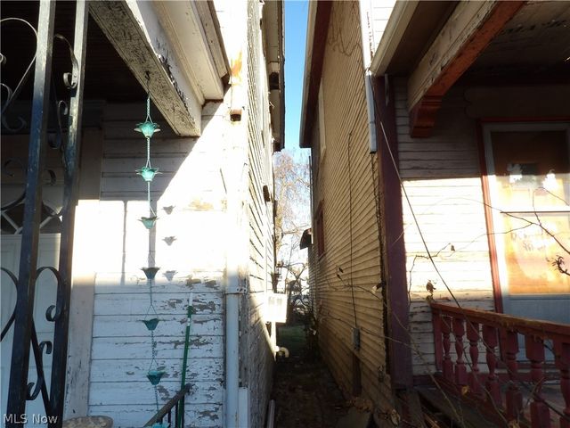 624 Grant Avenue, Martins Ferry, OH 43935