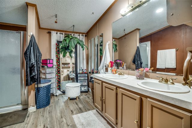 458 County Road 2131, Valley View, TX 76272