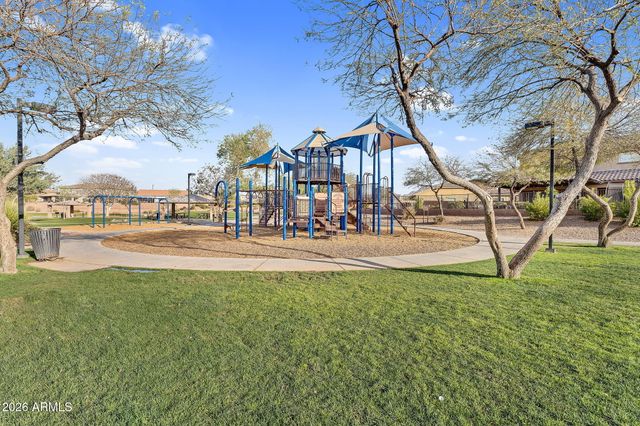 2662 E CHERRY HILL Drive, Gilbert, AZ 85298