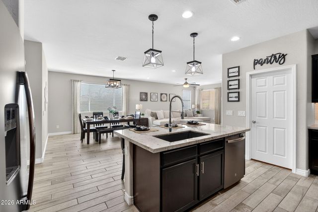 2662 E CHERRY HILL Drive, Gilbert, AZ 85298
