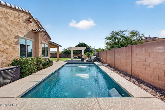 2662 E CHERRY HILL Drive, Gilbert, AZ 85298