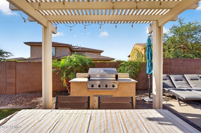 2662 E CHERRY HILL Drive, Gilbert, AZ 85298