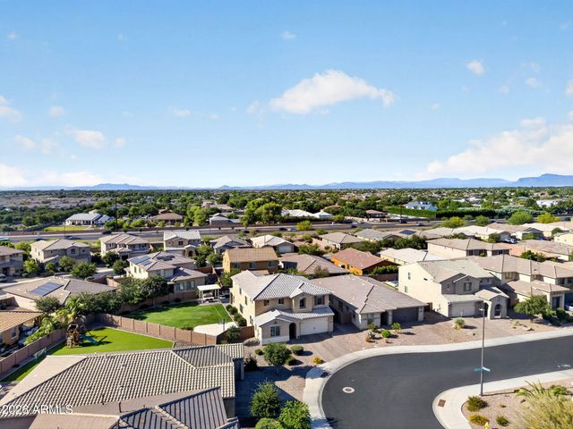 2662 E CHERRY HILL Drive, Gilbert, AZ 85298
