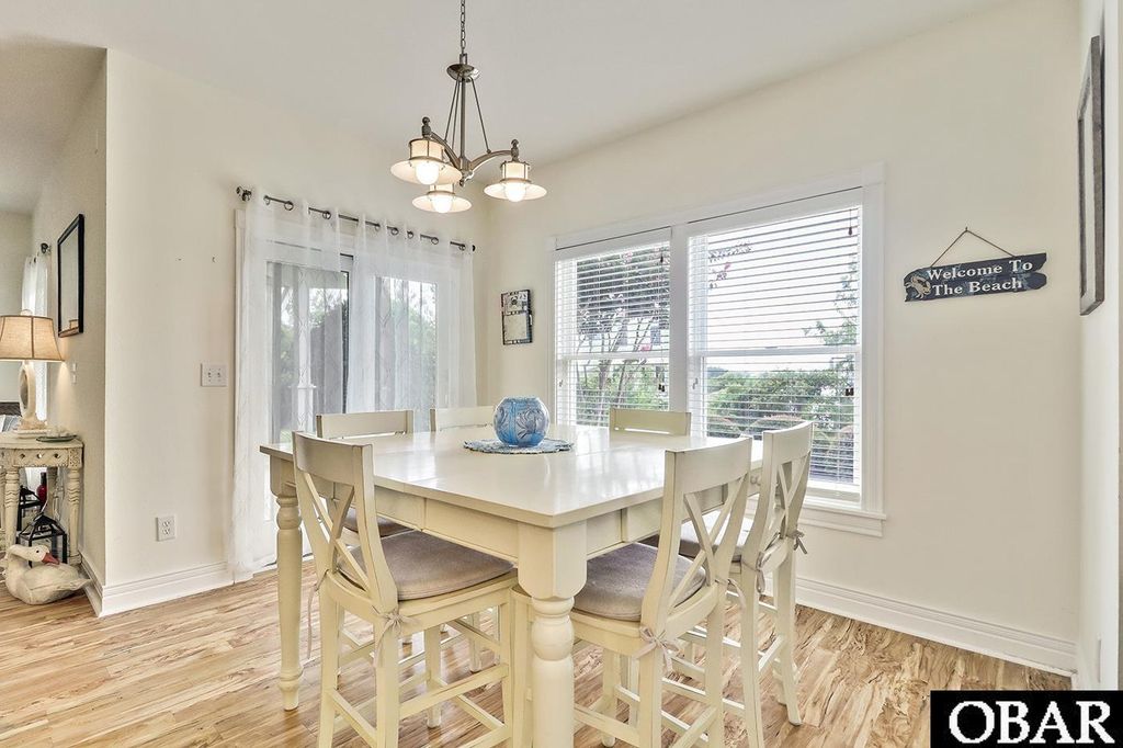 Image 22 of property listing at 653B Sand and Sea Ct Unit B, Corolla, NC 27927