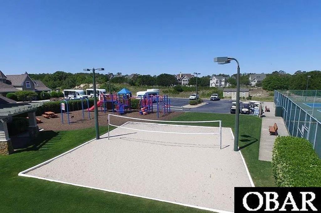 Image 44 of property listing at 653B Sand and Sea Ct Unit B, Corolla, NC 27927