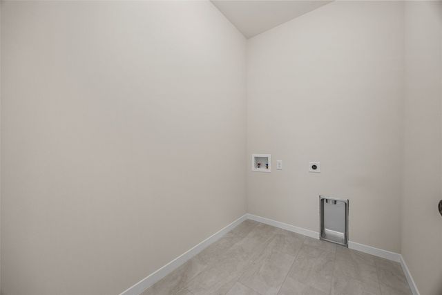 5700 Meadow Grass Circle SE, Cedar Rapids, IA 52403