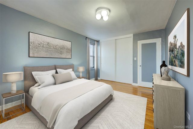 65-35 108th D7, Forest Hills, NY 11375