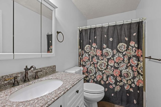 1601 N Innsbruck Drive 155, Fridley, MN 55432