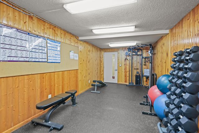 1601 N Innsbruck Drive 155, Fridley, MN 55432