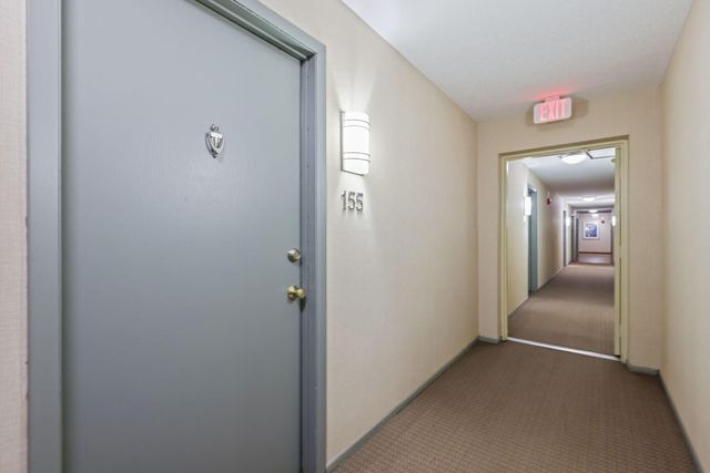 1601 N Innsbruck Drive 155, Fridley, MN 55432