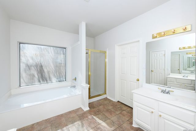 1712 Oak Path, New Braunfels, TX 78132