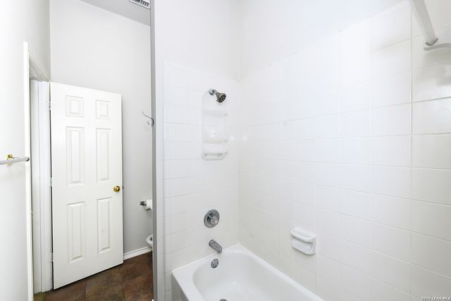 1712 Oak Path, New Braunfels, TX 78132