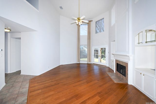 1712 Oak Path, New Braunfels, TX 78132