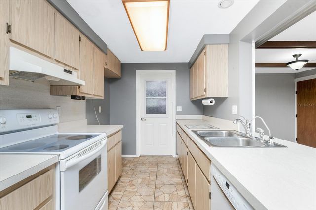 442 KOSTNER STREET, Port Charlotte, FL 33954