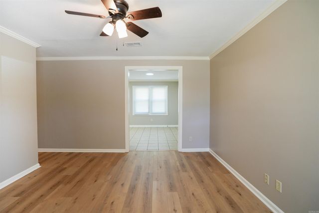 1616 Shady Grove Road, Jonesboro, AR 72401