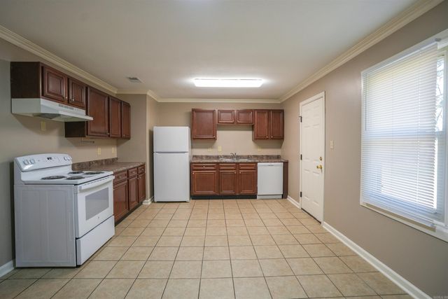 1616 Shady Grove Road, Jonesboro, AR 72401