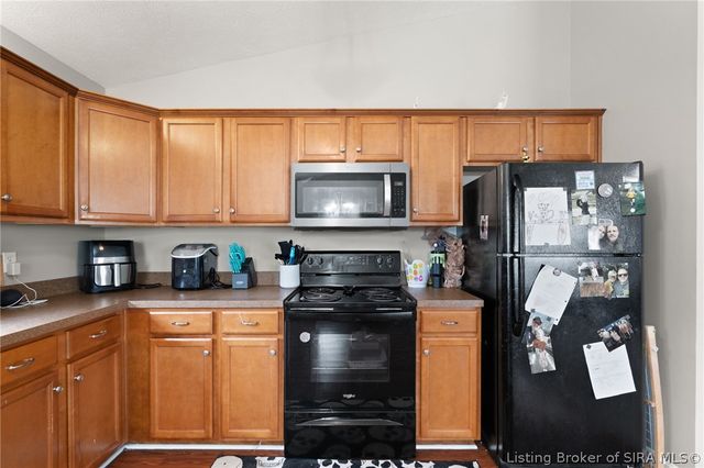 1825 Conservative Street, New Albany, IN 47150