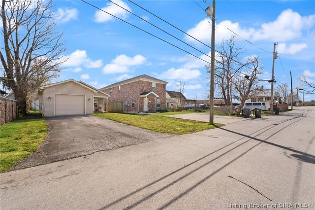 1825 Conservative Street, New Albany, IN 47150