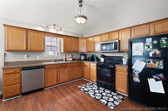 1825 Conservative Street, New Albany, IN 47150