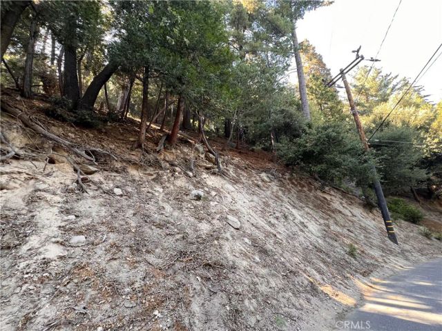 0 Lausanne, Crestline, CA 92325