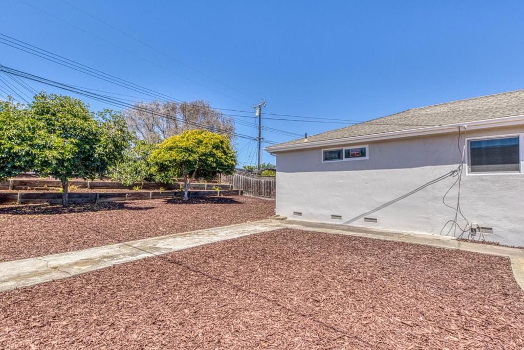 Image 32 of property listing at 1163 Granada Avenue, Salinas, CA 93906