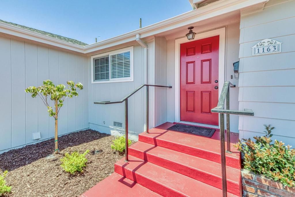 Image 4 of property listing at 1163 Granada Avenue, Salinas, CA 93906
