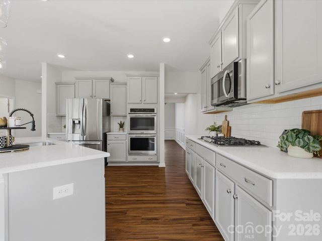 4033 Silverwood Drive, Waxhaw, NC 28173