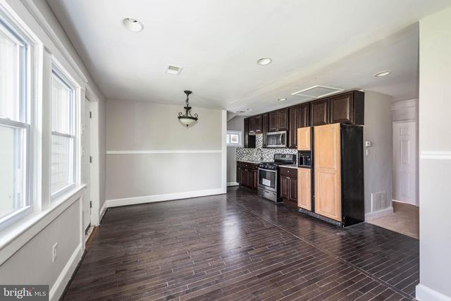 3300 HAMILTON AVE, Baltimore, MD 21214