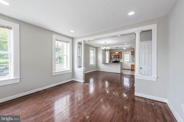 3300 HAMILTON AVE, Baltimore, MD 21214