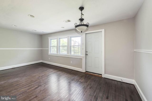 3300 HAMILTON AVE, Baltimore, MD 21214