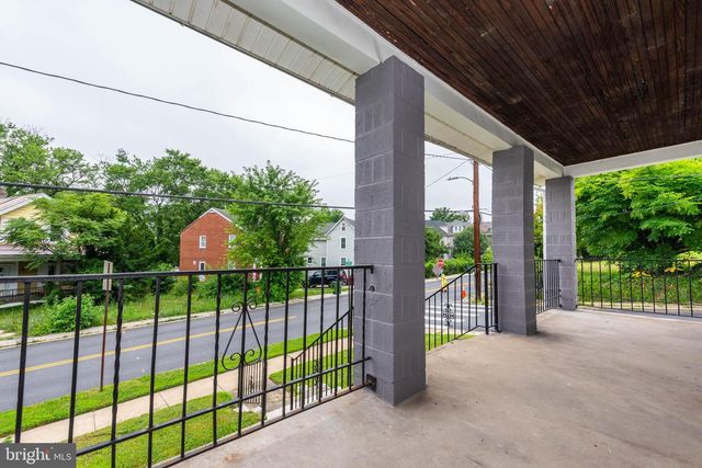 3300 HAMILTON AVE, Baltimore, MD 21214