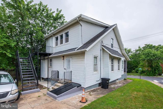 3300 HAMILTON AVE, Baltimore, MD 21214
