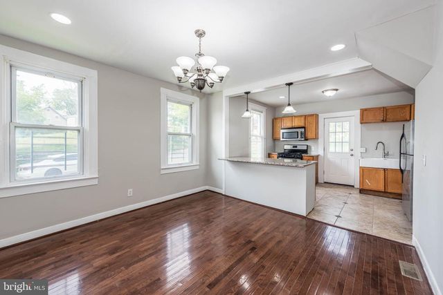 3300 HAMILTON AVE, Baltimore, MD 21214