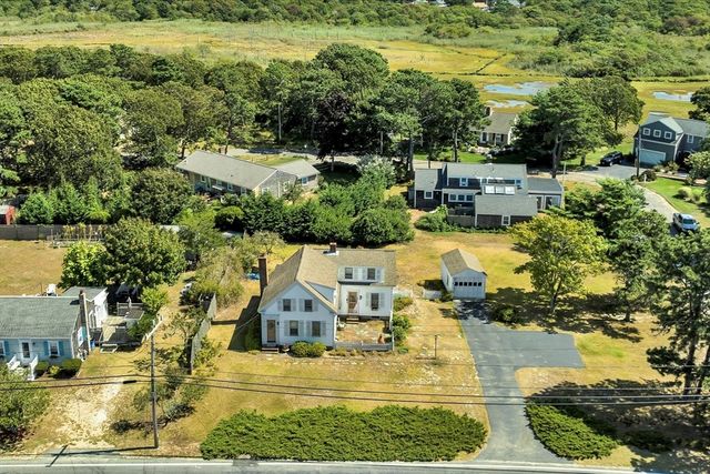 178 School St, Dennis, MA 02670