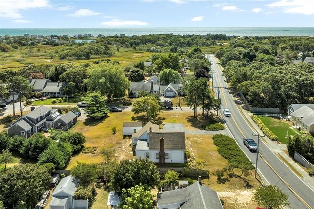 178 School St, Dennis, MA 02670