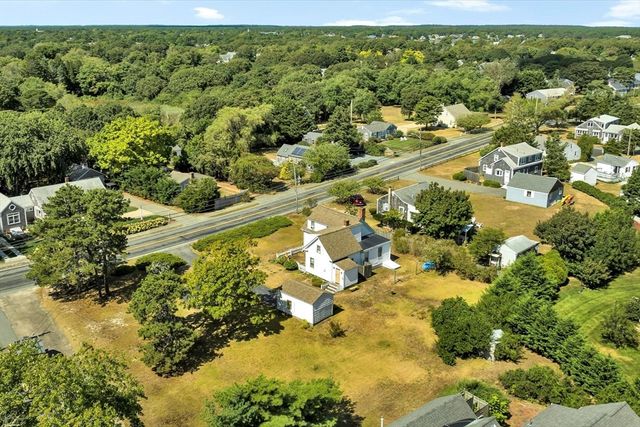 178 School St, Dennis, MA 02670